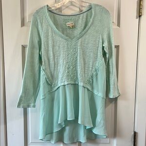 Anthropologie Meadow Rue Seafoam Tiered High Low Tunic with 3/4 Sleeves - Size M